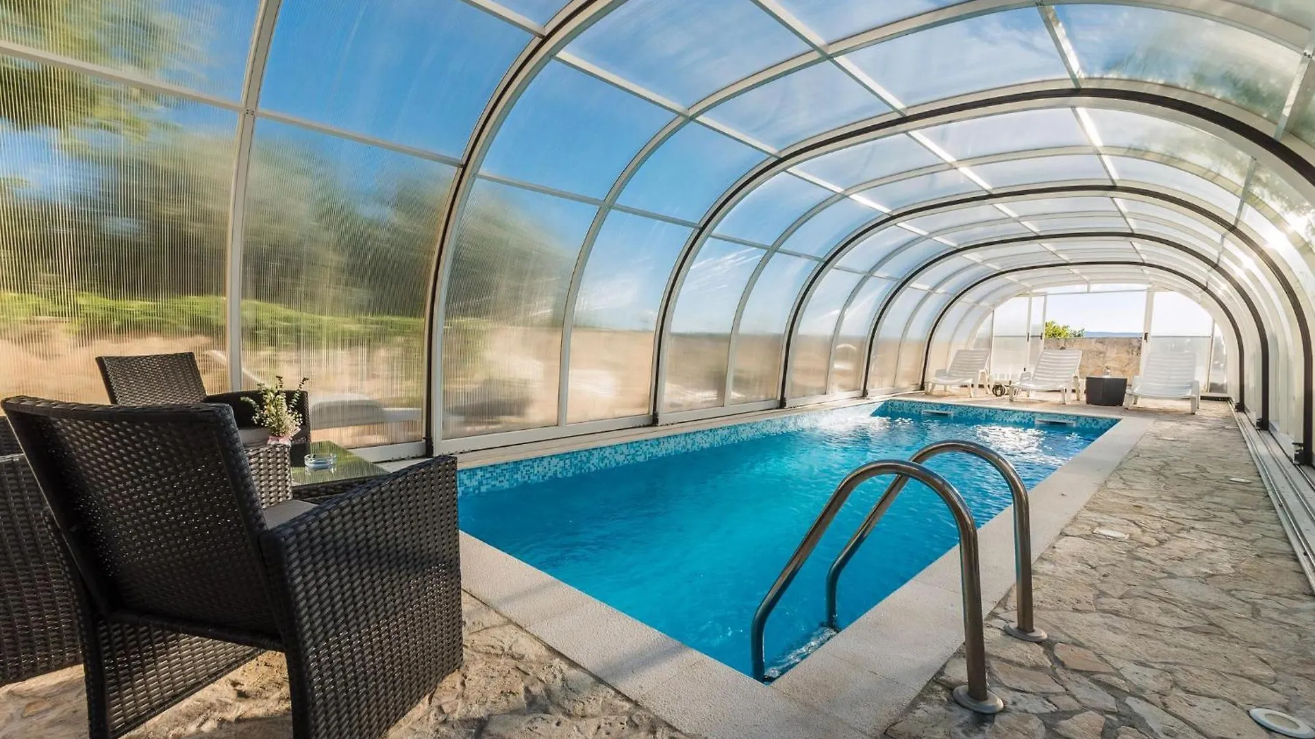Apartment Wohnung Mit Grossem Pool Und Meerblick Crikvenica