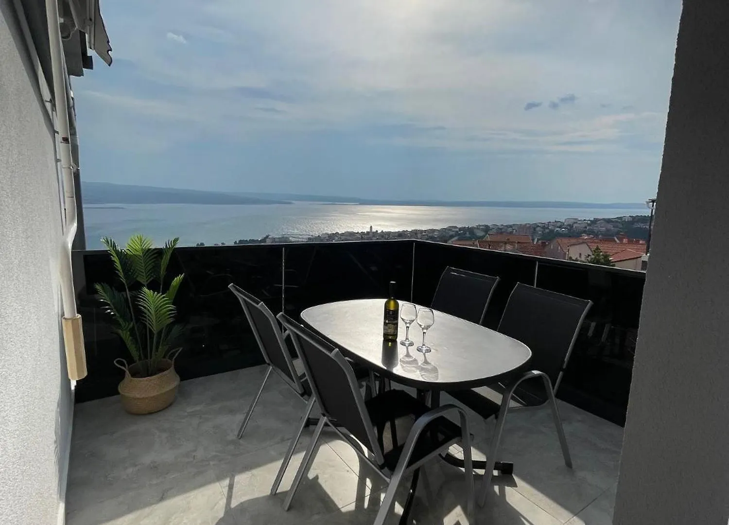 Apartment Wohnung Mit Grossem Pool Und Meerblick Crikvenica
