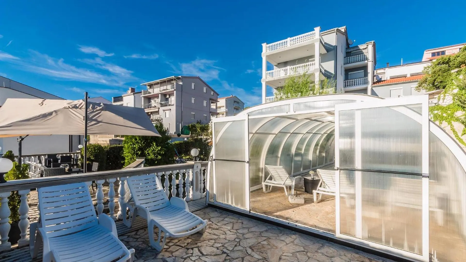 Wohnung Mit Grossem Pool Und Meerblick Crikvenica Croatia