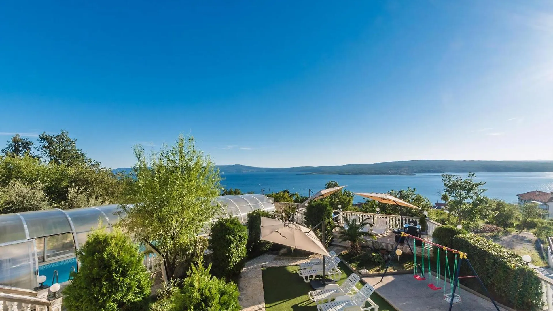 Wohnung Mit Grossem Pool Und Meerblick Crikvenica 0*,  Croatia